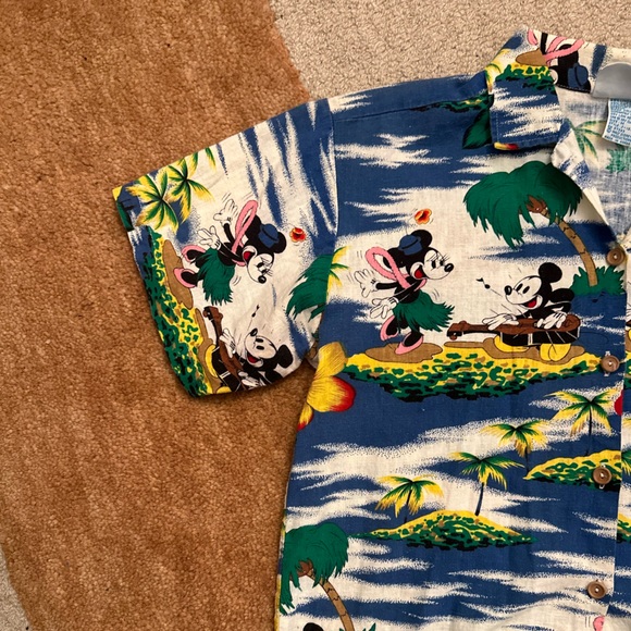 Vintage Hawaiian Mickey Mouse Button down - Picture 2 of 3